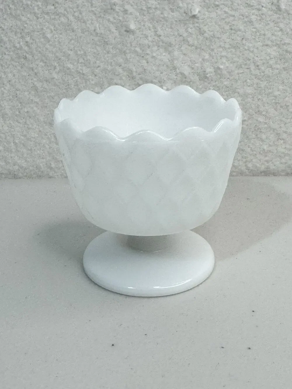VTG E.O. Brody Co. Honeycomb Milk Glass Pedestal Compote Bowl Candy Dish Planter